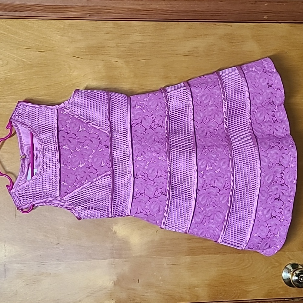 Lavender Lace Sleeveless Dress